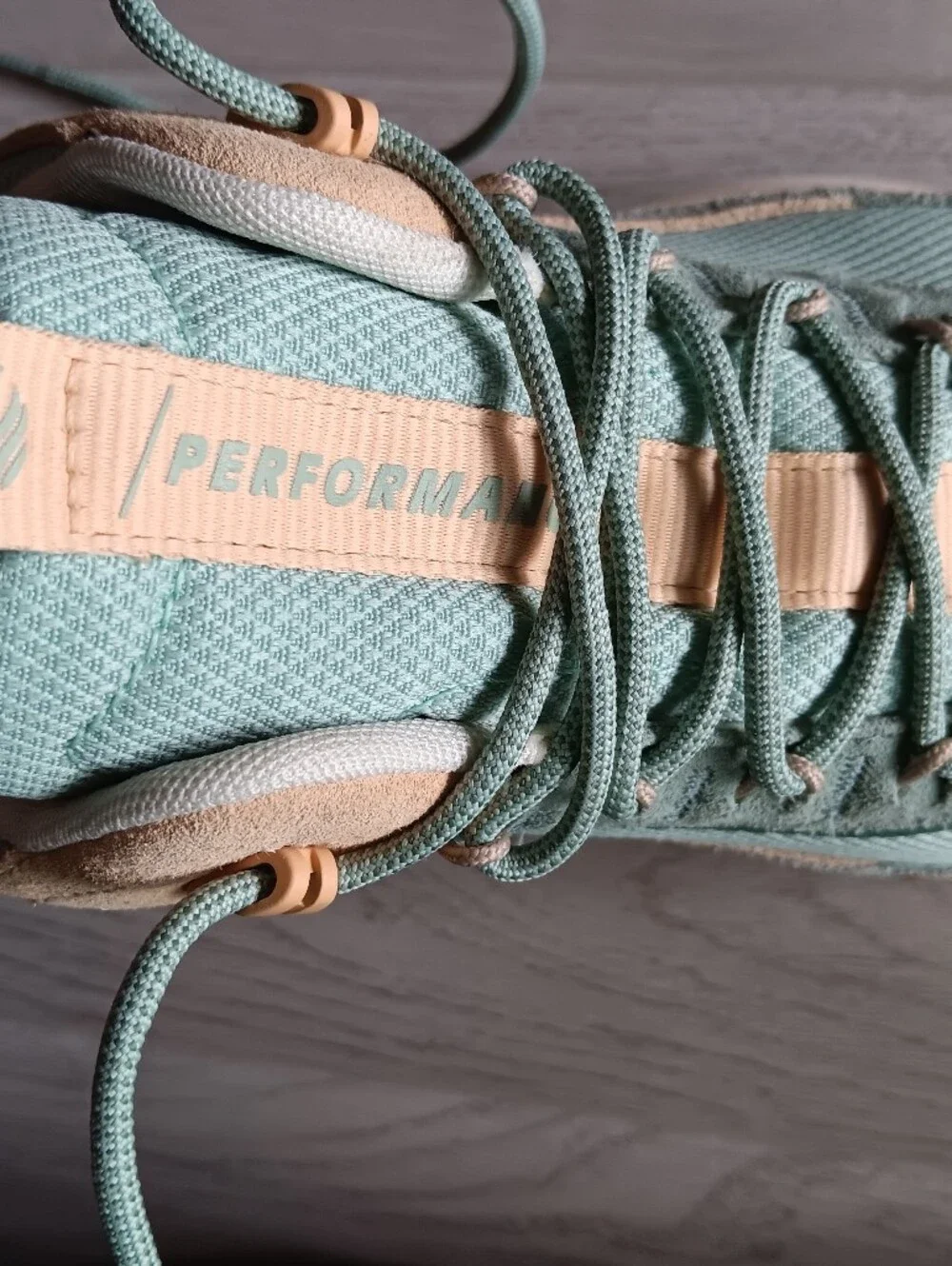 Timberland Waterproof Low Lace-Up Sneakers Motion Access Light Green Size 9.5